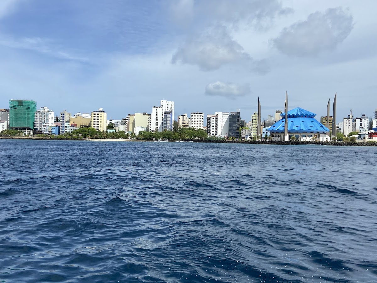 More Maldives atolls