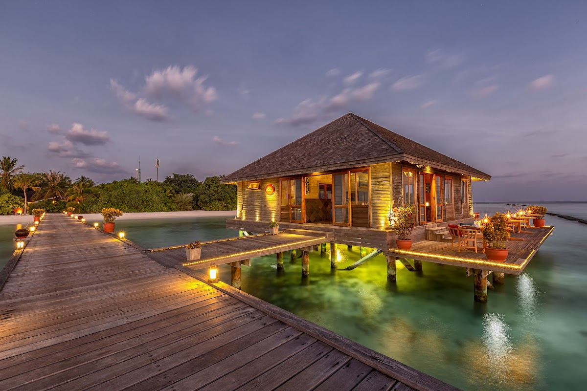 Komandoo Maldives Island Resort Maldives guide image