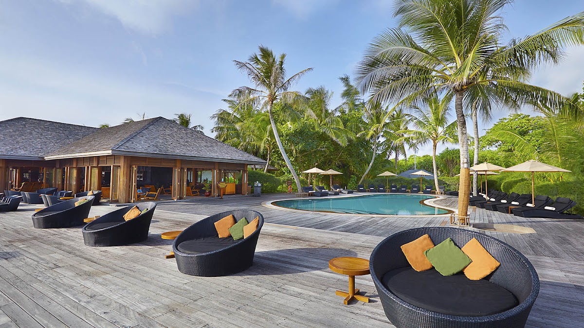 Kuredu Island Resort Maldives guide image