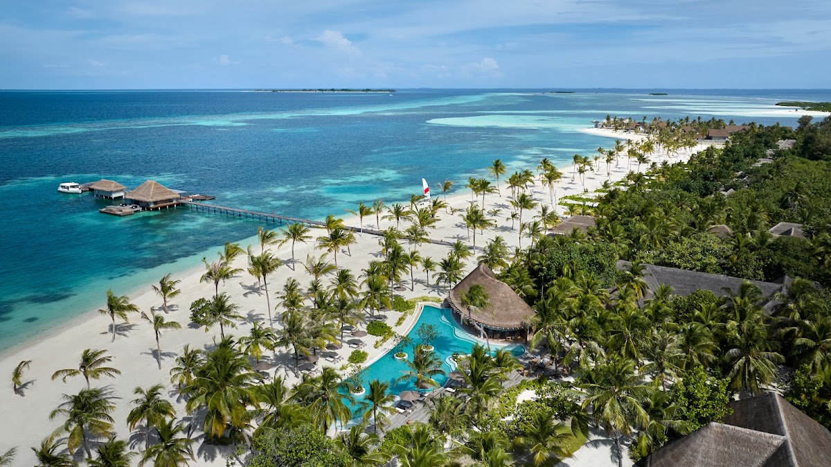 Six Senses Kanuhura Maldives guide image