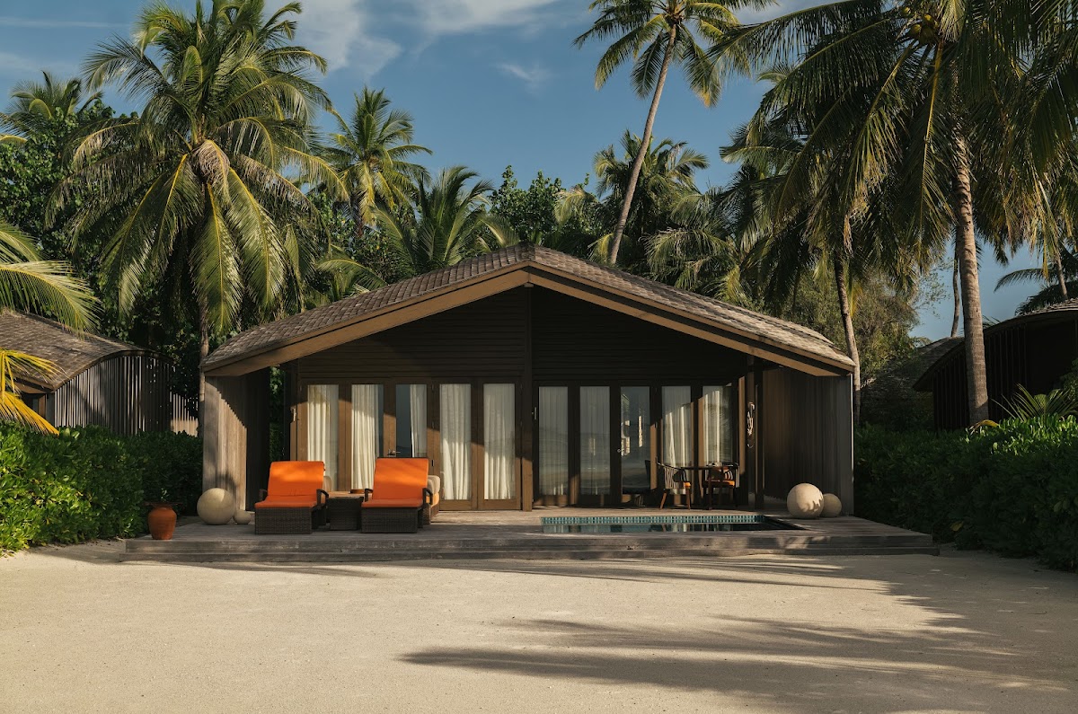 Club Med Finolhu Villas Maldives guide image