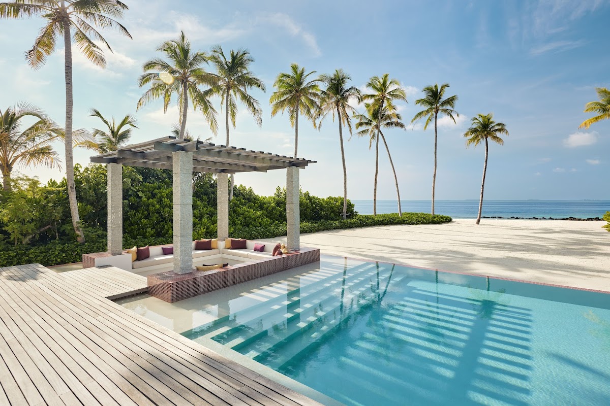 Jumeirah Maldives Olhahali Island Maldives guide image