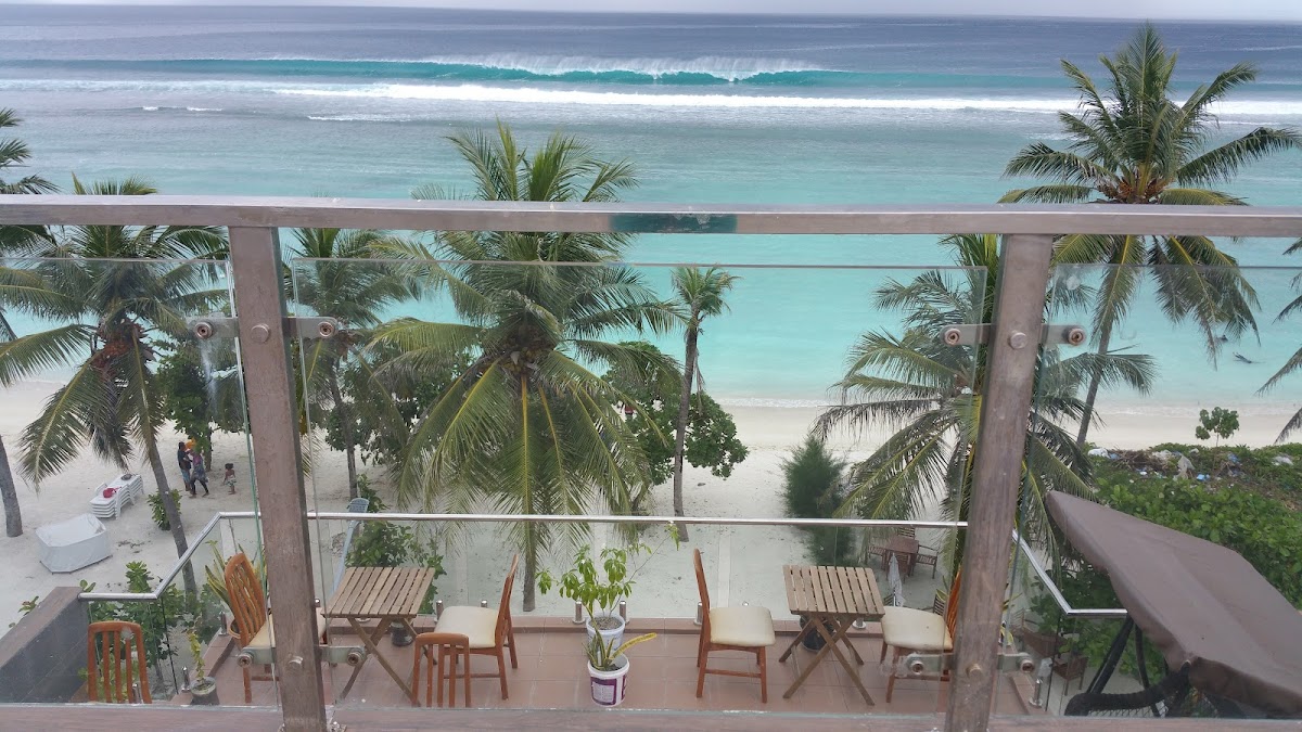 Hathaa Beach Maldives guide image