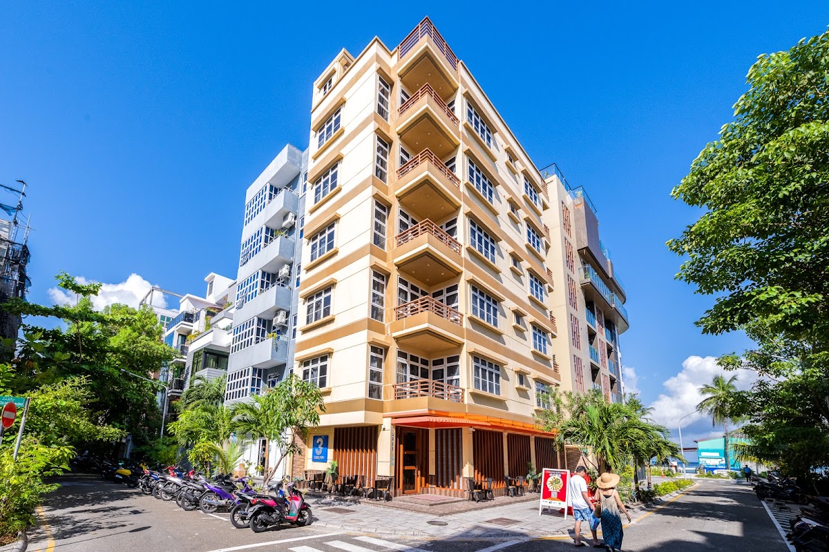 Three Inn Hulhumale Maldives guide image