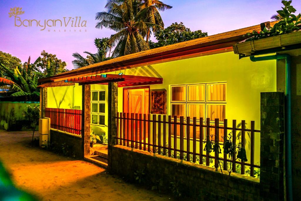 Banyan Villa Dhangethi Maldives guide image