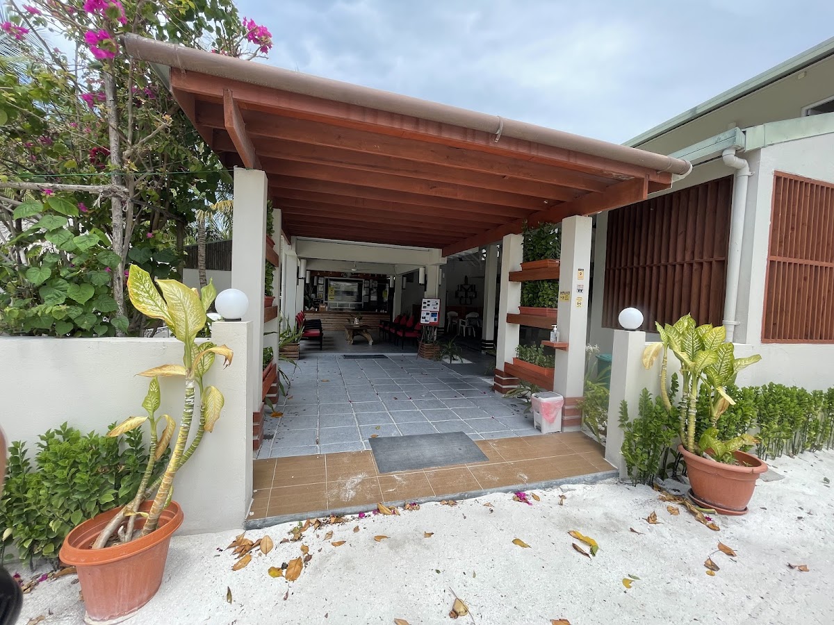 TME Retreats Dhigurah Maldives guide image