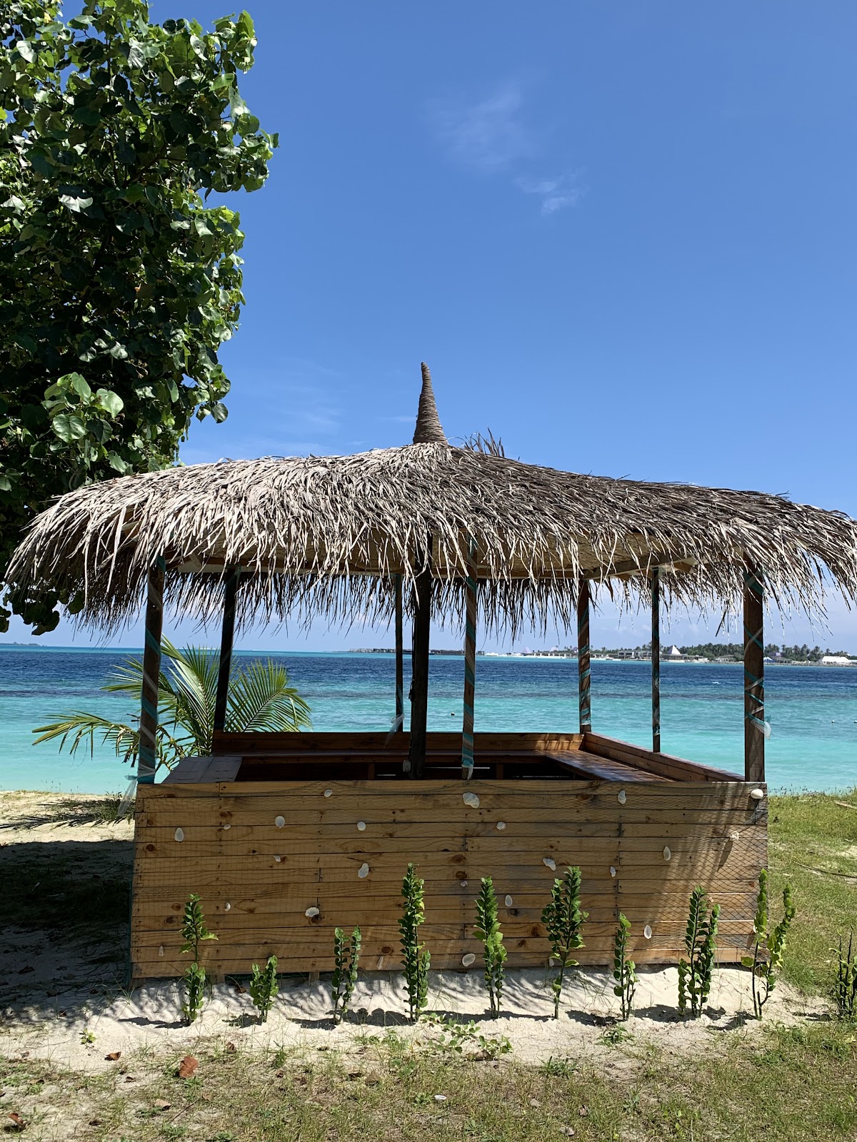 Kahanbu Ocean View Thulusdhoo Maldives guide image