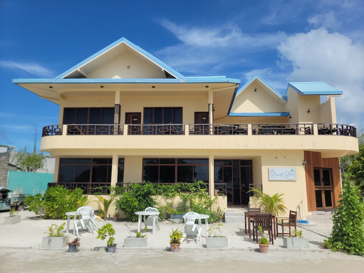 Beach Stone Gulhi Maldives guide image