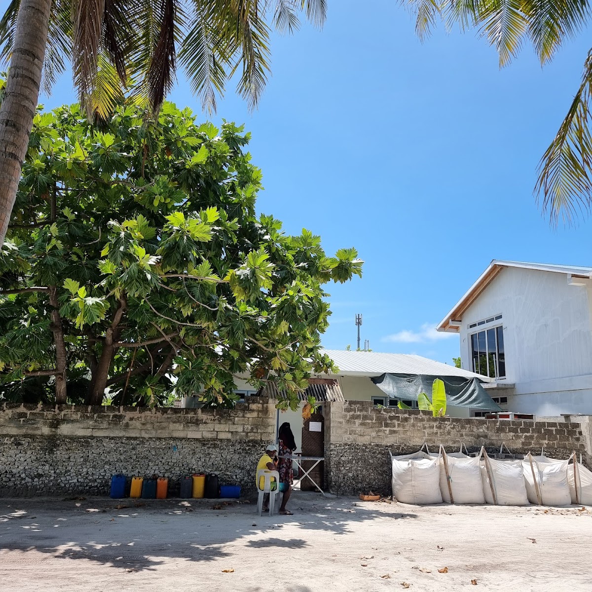 Azoush Tourist Guesthouse Fulhadhoo Maldives guide image