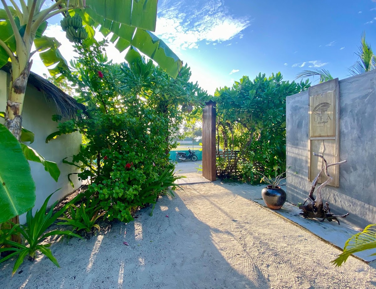 Ufa Escape Dhigurah Maldives guide image