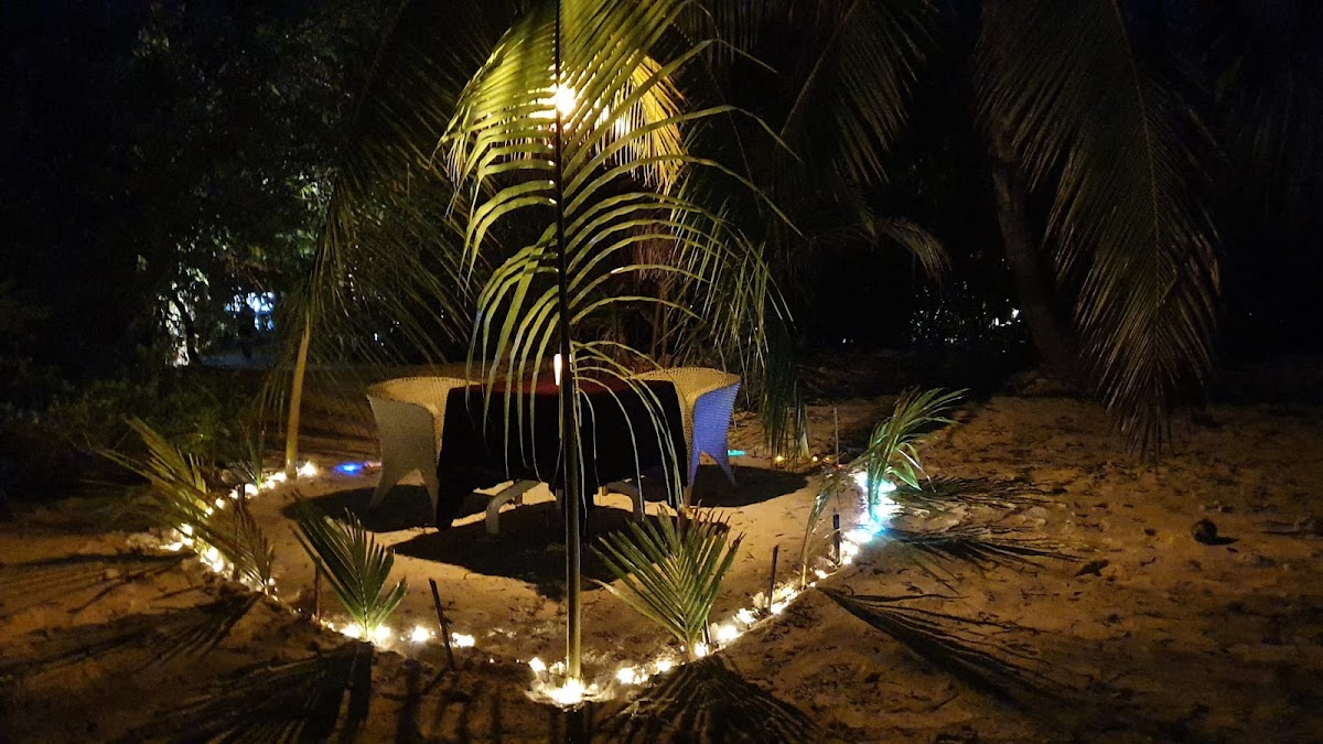 Dhigurah Retreat Beach Maldives guide image
