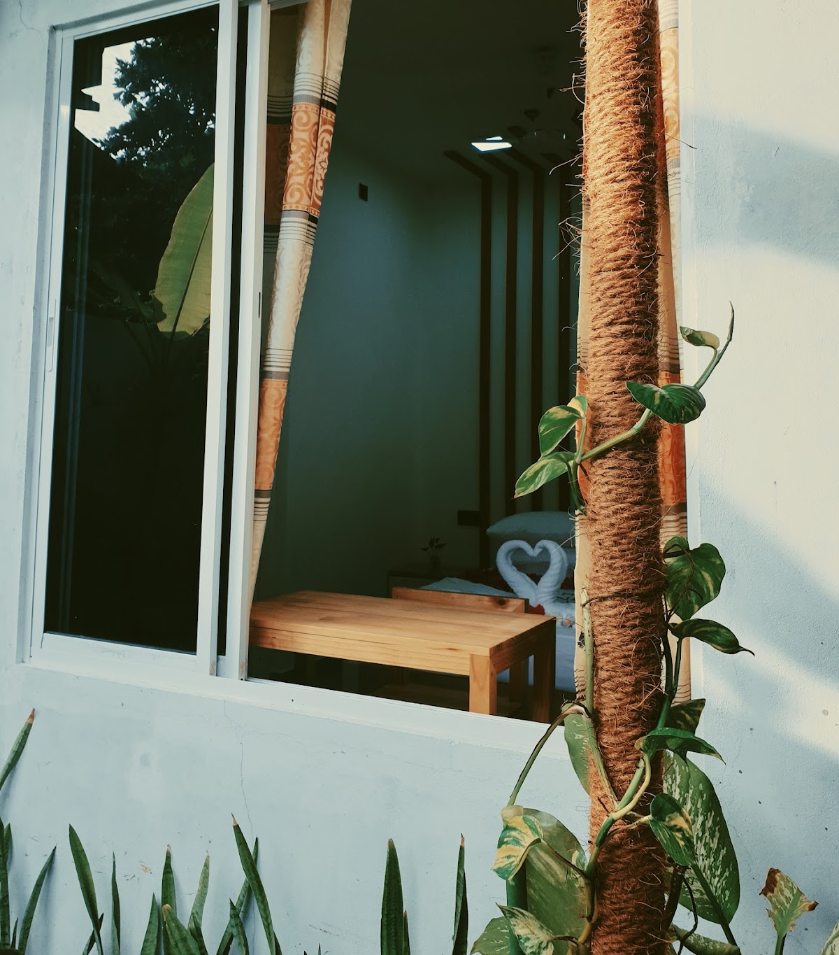 Mala Boutique Dhangethi Maldives guide image