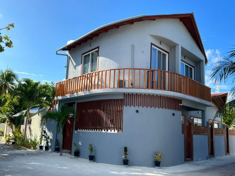 Finolhu Dhigurah Maldives guide image