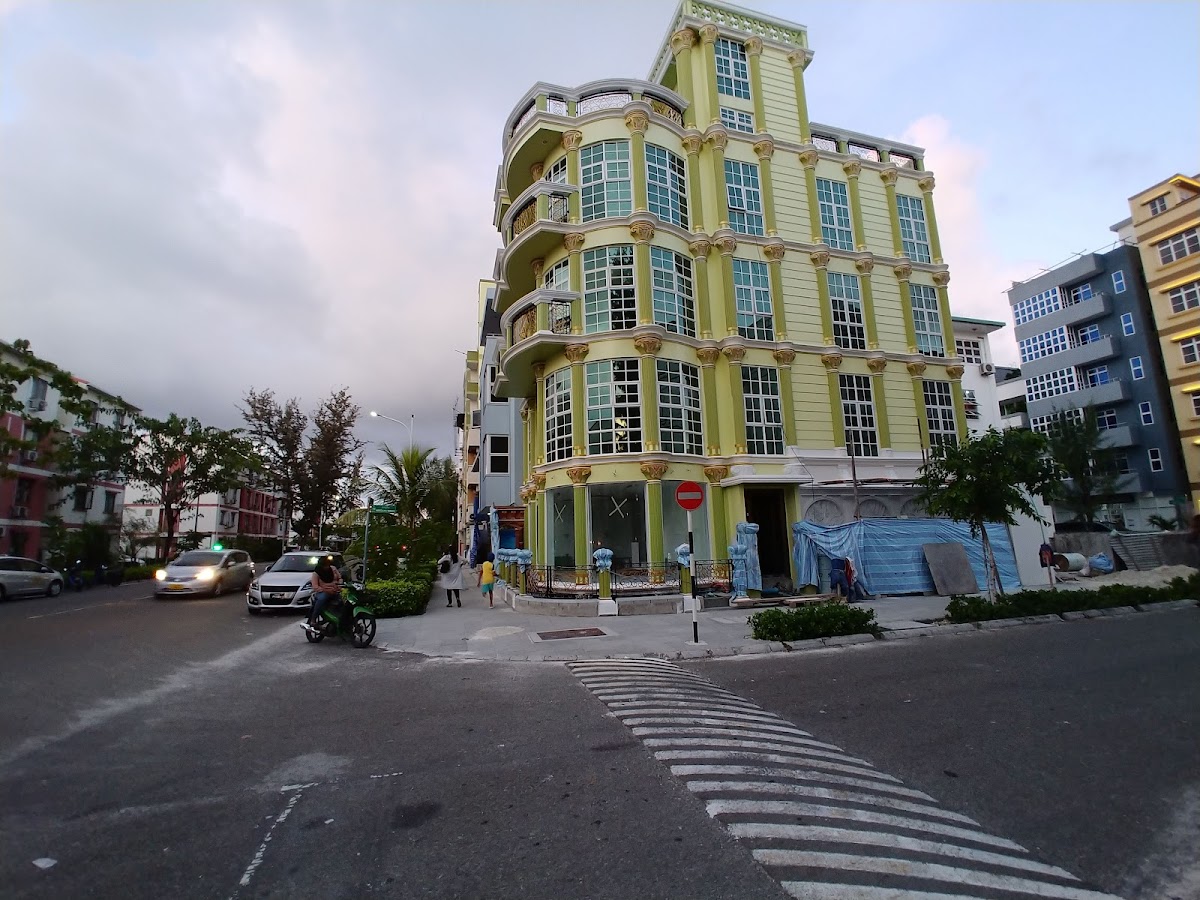 Vista Beach Retreat Hulhumale Maldives guide image