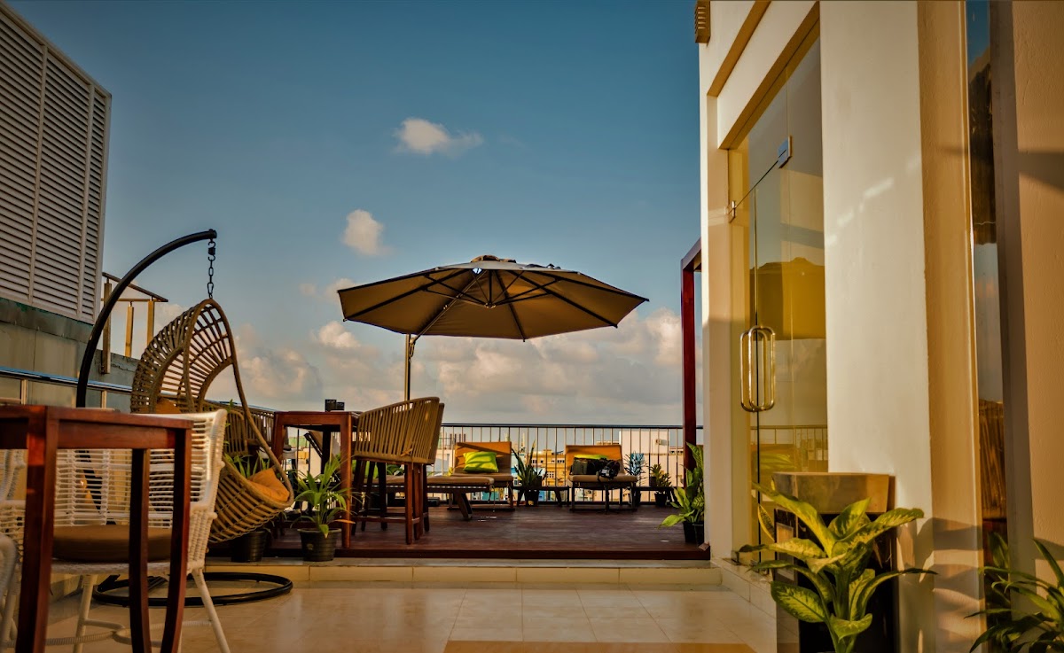 Avoca Inn Hulhumale Maldives guide image