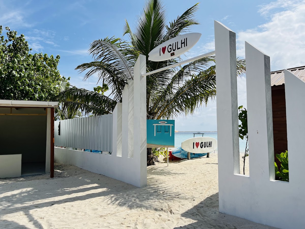 Gulhi Hotels Guide Maldives guide image