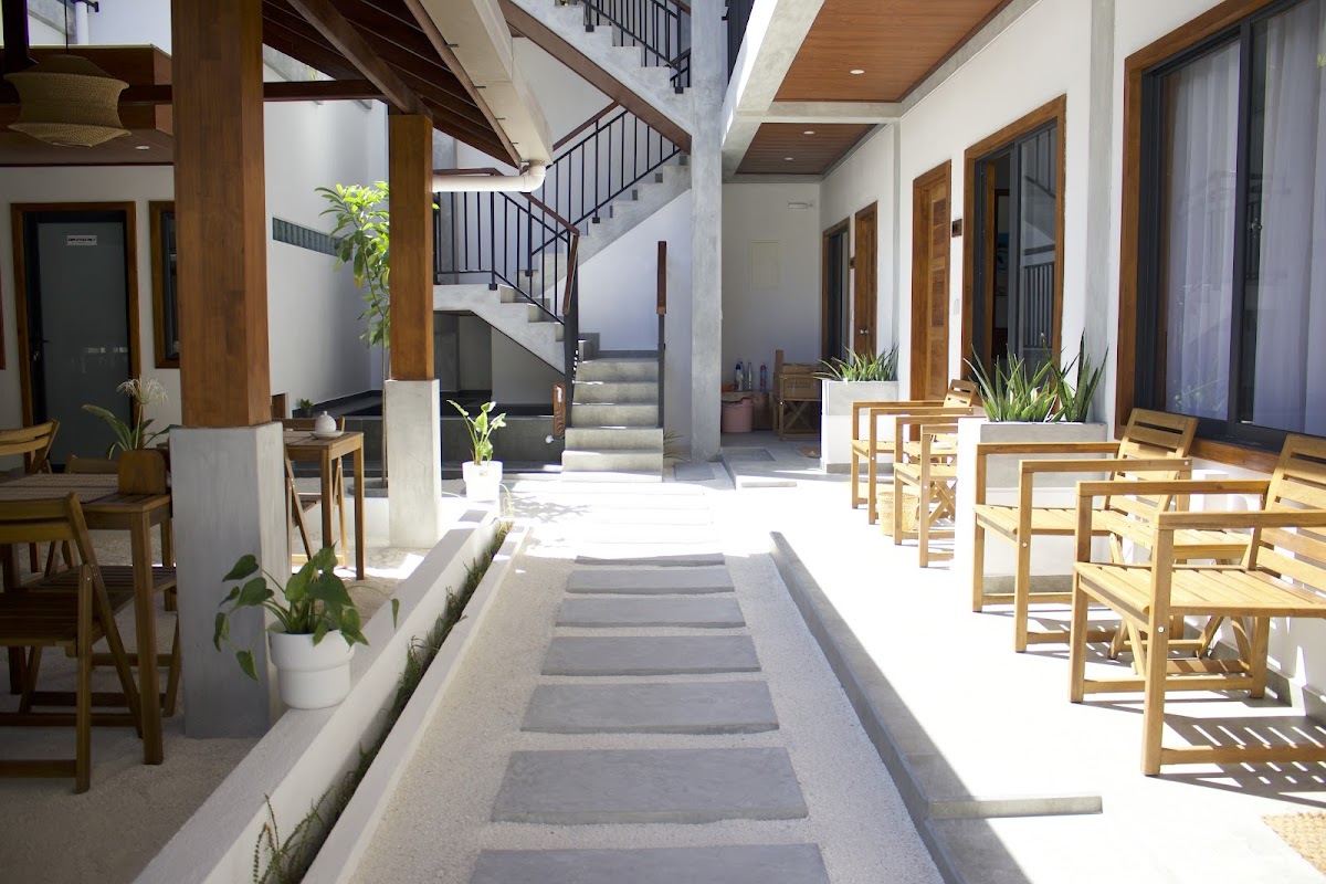 Felidhoo Hotels Guide Maldives guide image